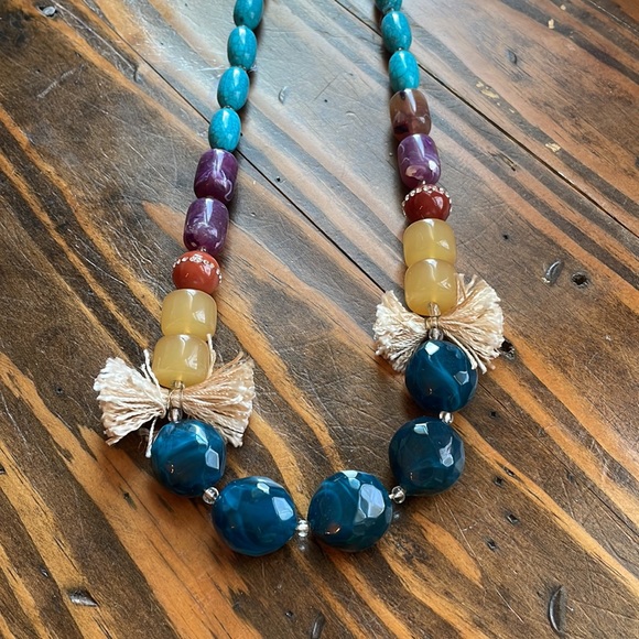 LOFT Colorful Beaded Necklace - Picture 3 of 5